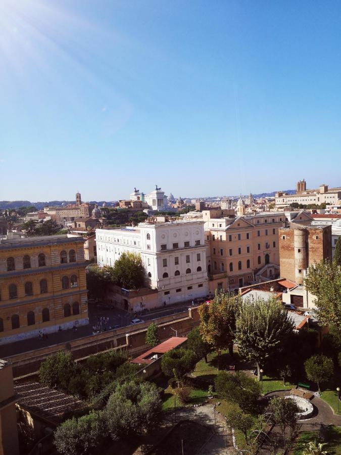 Superattico Sul Colosseo روما المظهر الخارجي الصورة
